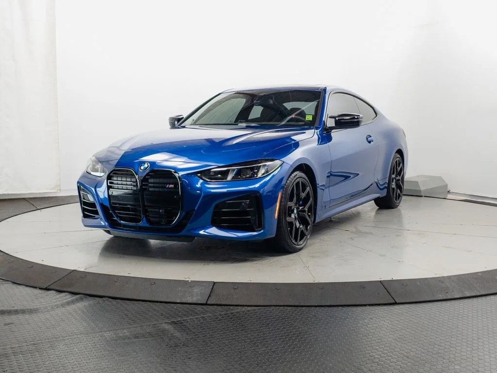 Used 2025 Blue Metallic BMW M440i xDrive image 3