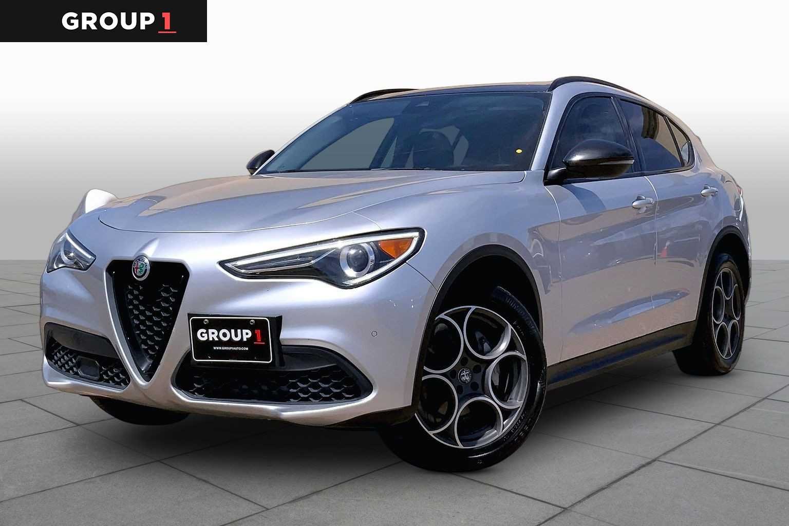 2021 Alfa Romeo Stelvio Base