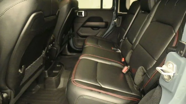 Certified Used 2025 Anvil Clearcoat Jeep Rubicon X image 10