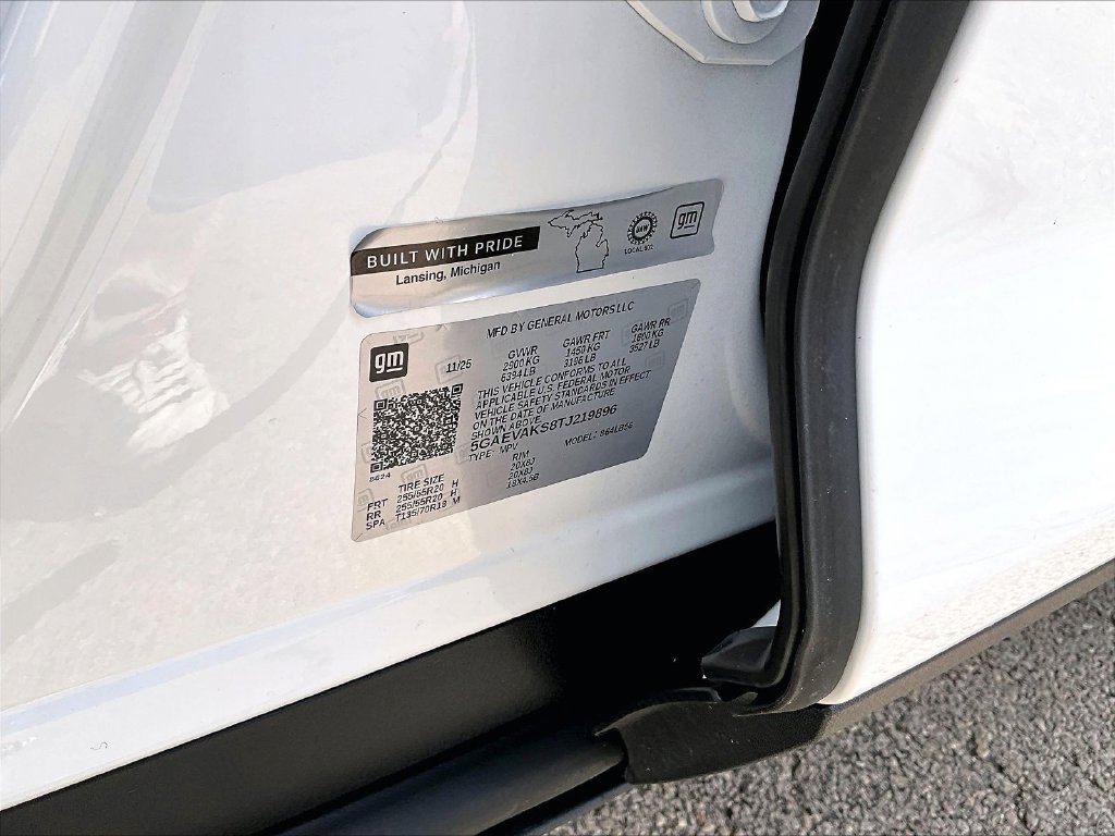 Used 2026 White Buick Preferred image 22