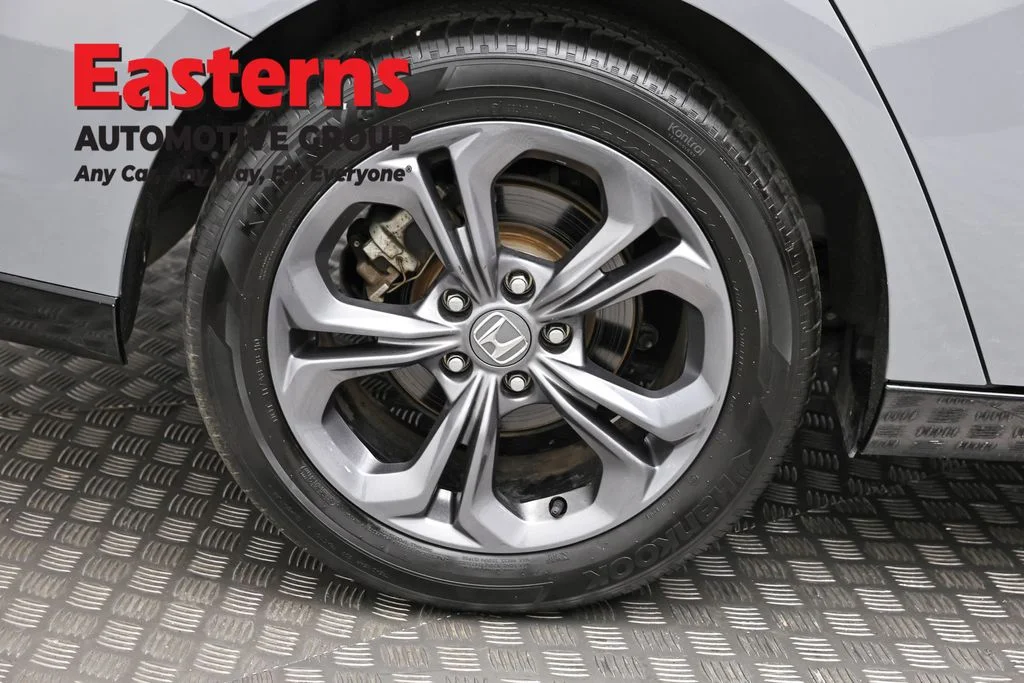 Used 2024 Gray Honda EX-L image 30