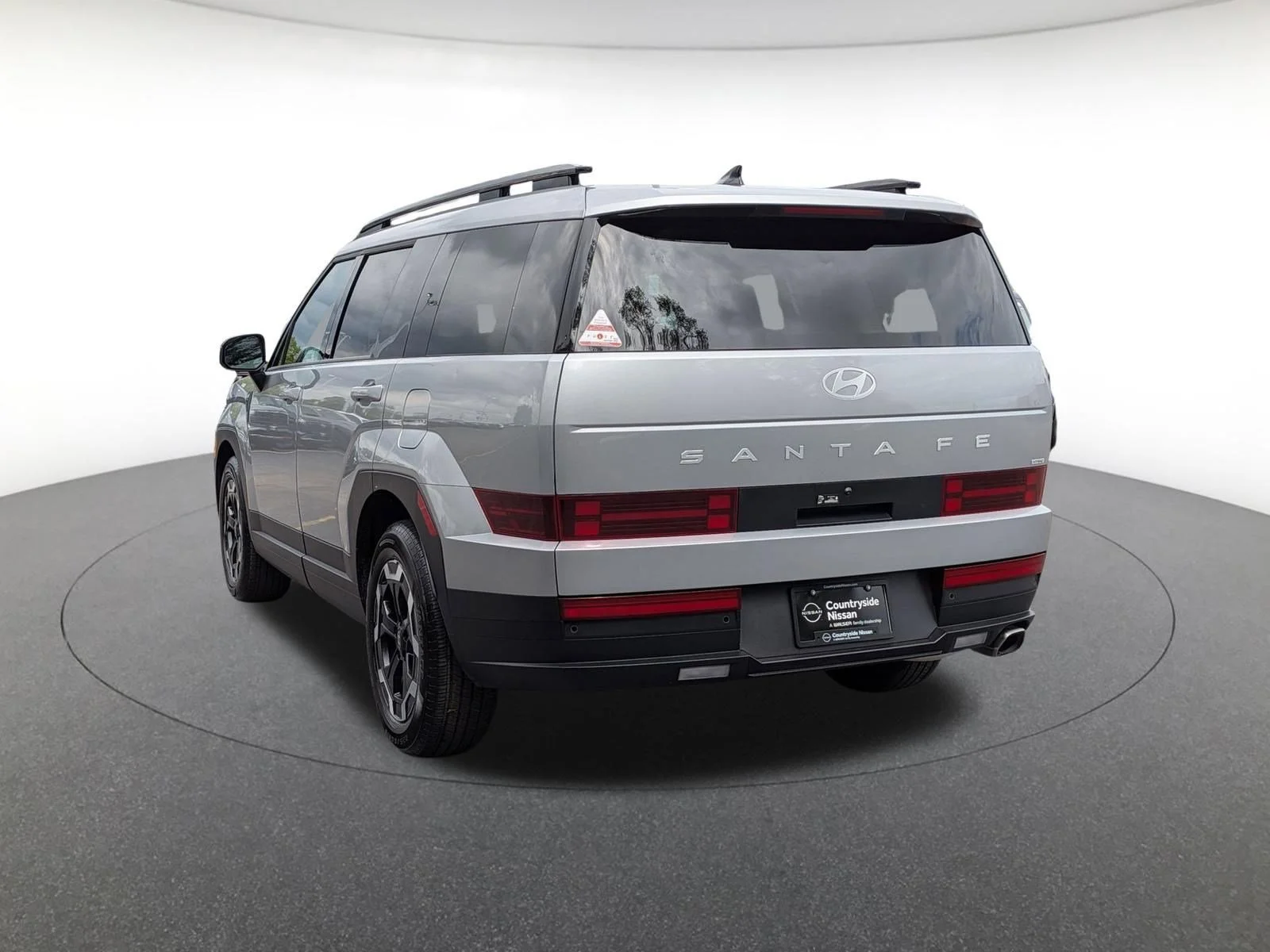 Used 2025 Shimmering Silver Pearl Hyundai SEL image 7