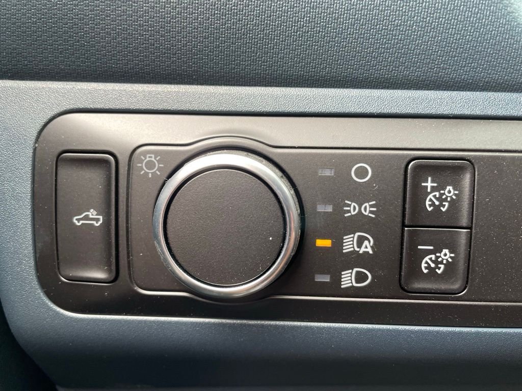 New 2026 Space White Metallic Ford Tremor® image 20