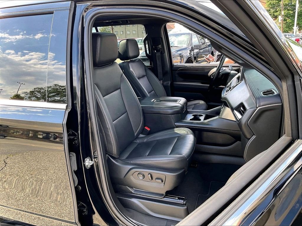 Used 2022 Black Chevrolet LT image 11
