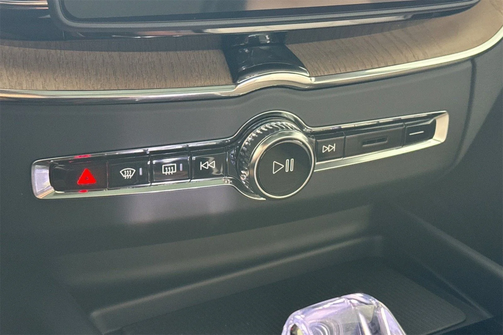 2026 Volvo XC60 Plus - Photo 22