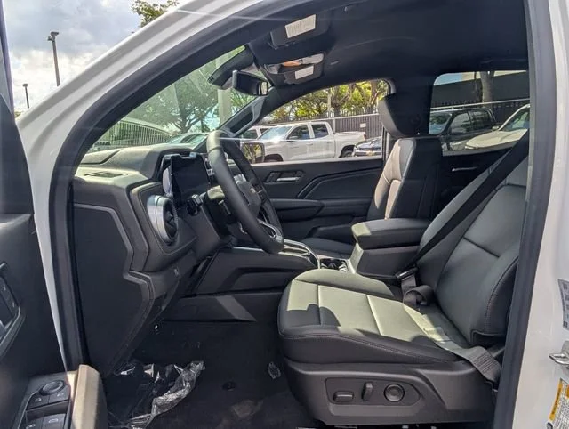 New 2026 Summit White Chevrolet LT image 5