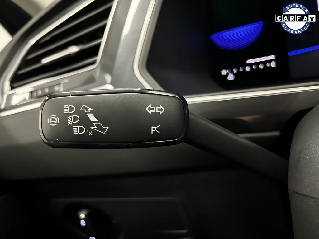 2022 Volkswagen Tiguan SE - Photo 13