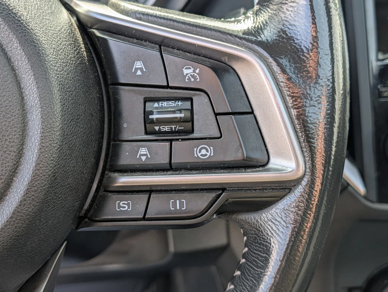 Used 2022 Black Subaru Premium image 37