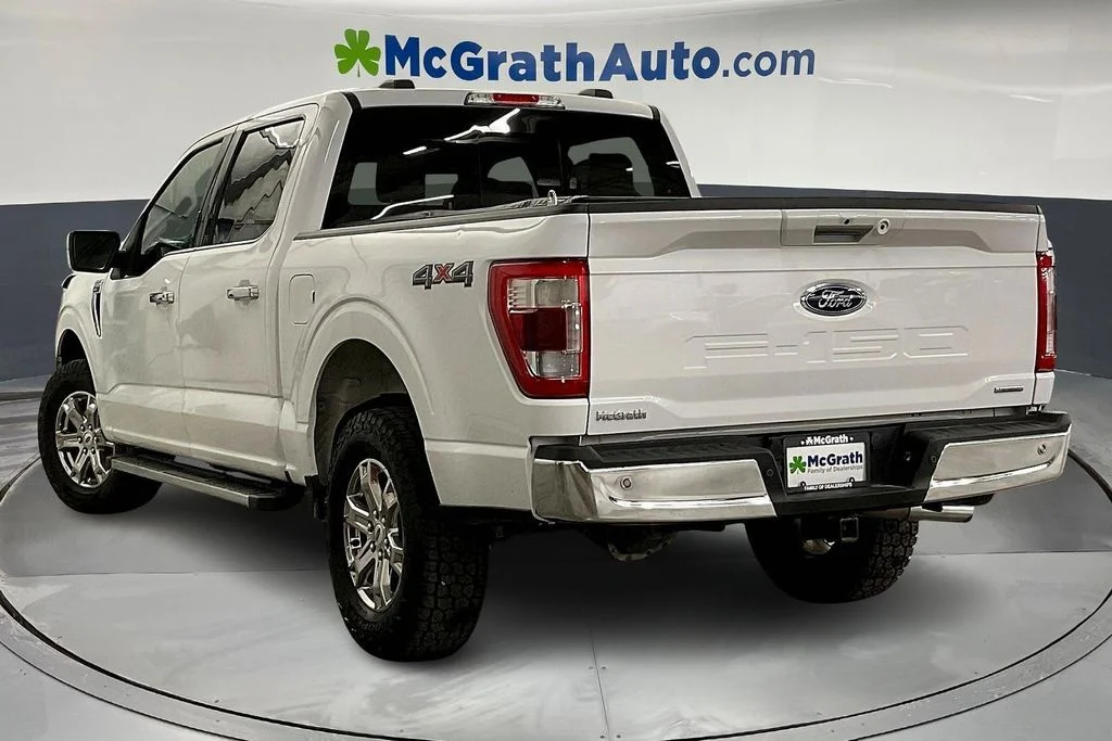 Used 2021 White Ford Lariat image 3