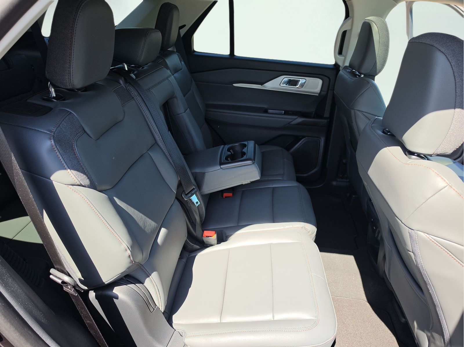 New 2026 Agate Black Metallic Ford Active image 19