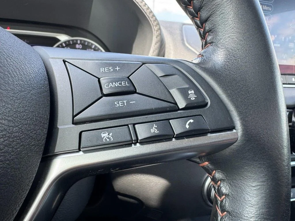 Certified Used 2023 White Nissan SR image 17