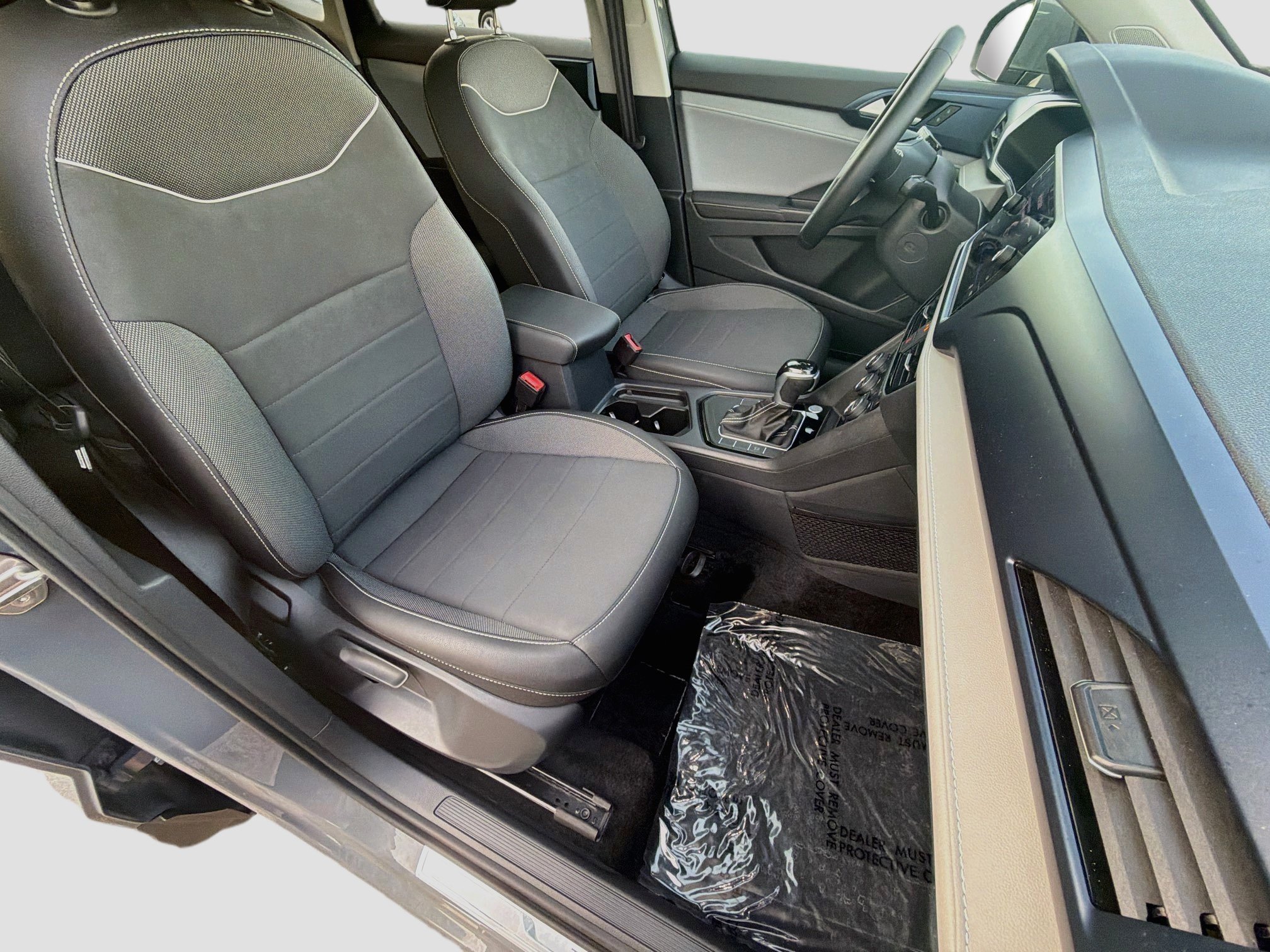 Used 2024 Pure Gray Volkswagen SE image 14