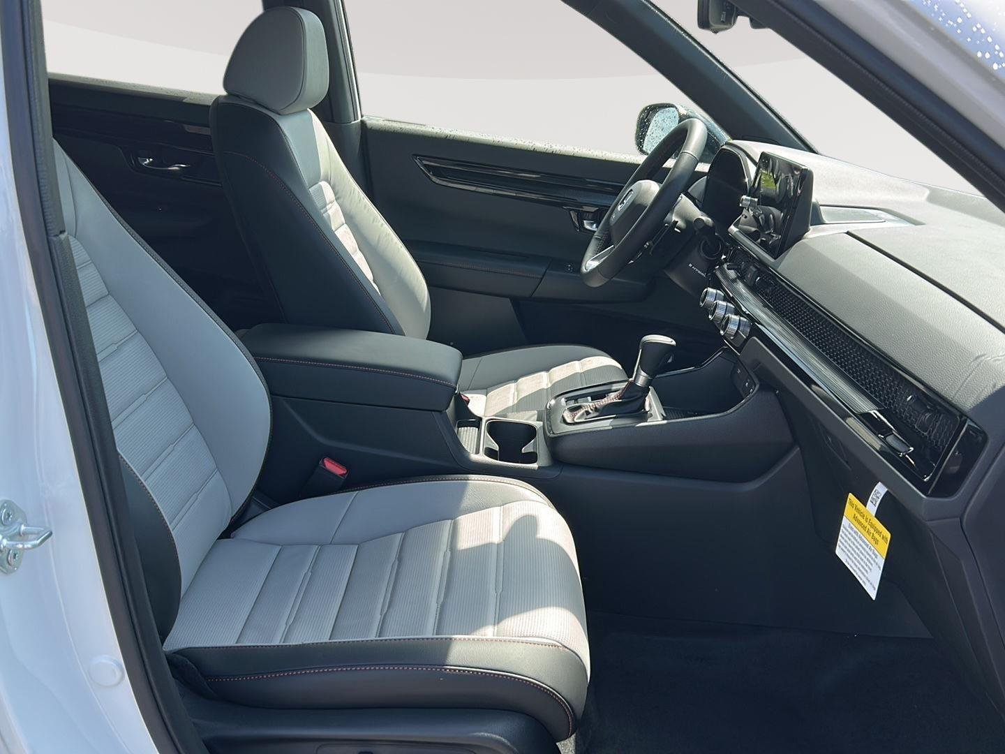 New 2026 Platinum White Pearl Honda Sport Touring image 19