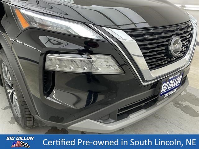 Used 2023 Super Black Nissan SV image 25
