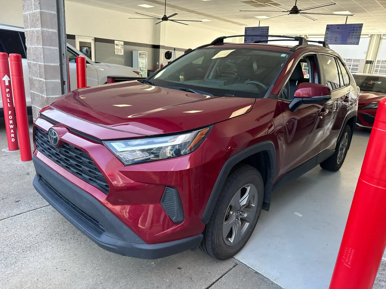 Used 2024 Ruby Flare Pearl Toyota XLE image 6