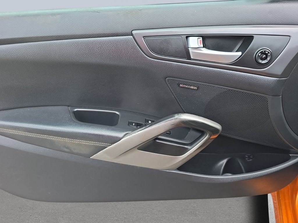 Used 2013 Vitamin C Pearl Hyundai Turbo image 14