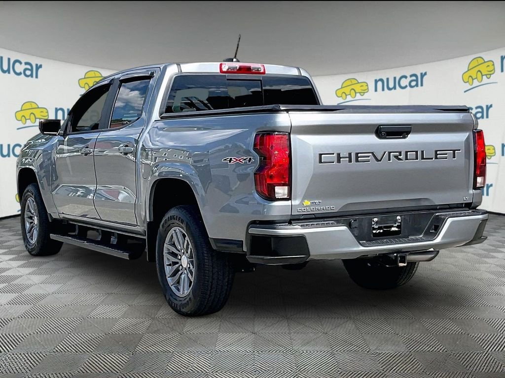 Used 2024 Gray Chevrolet LT image 4