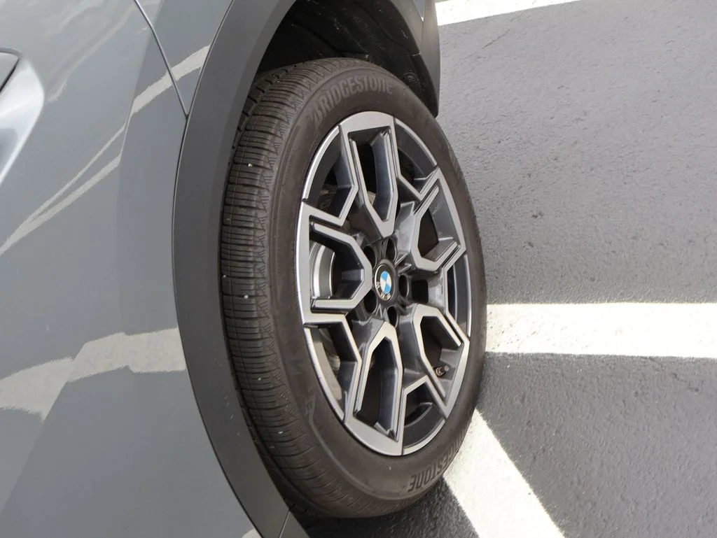 Used 2025 Gray BMW xDrive28i image 42