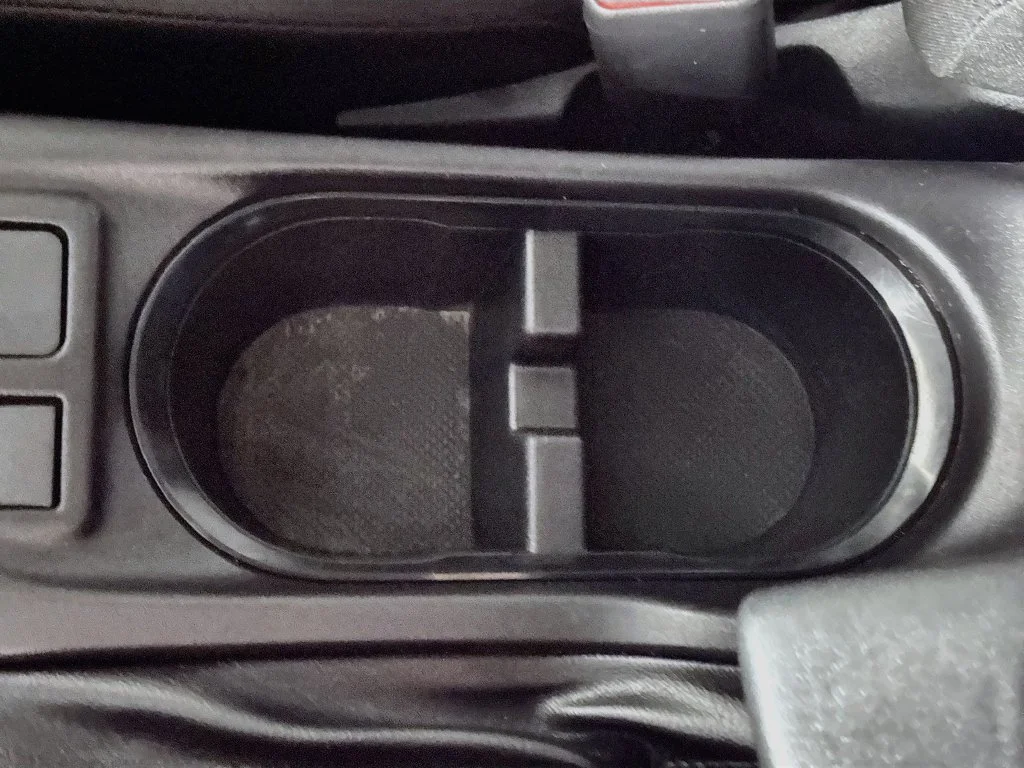 Used 2022 Silver Subaru Base image 15