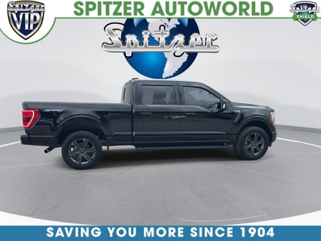Used 2023 Agate Black Metallic Ford XLT image 10