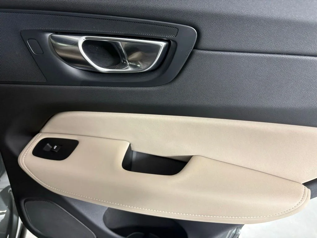 New 2026 Forest Lake Volvo Plus image 15