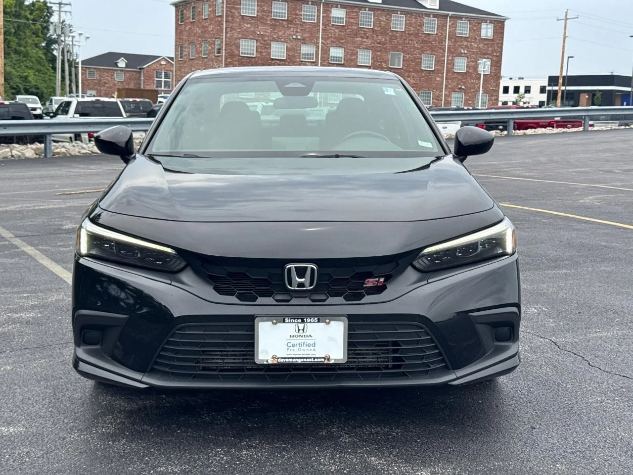 Certified Used 2023 Crystal Black Pearl Honda Si image 10
