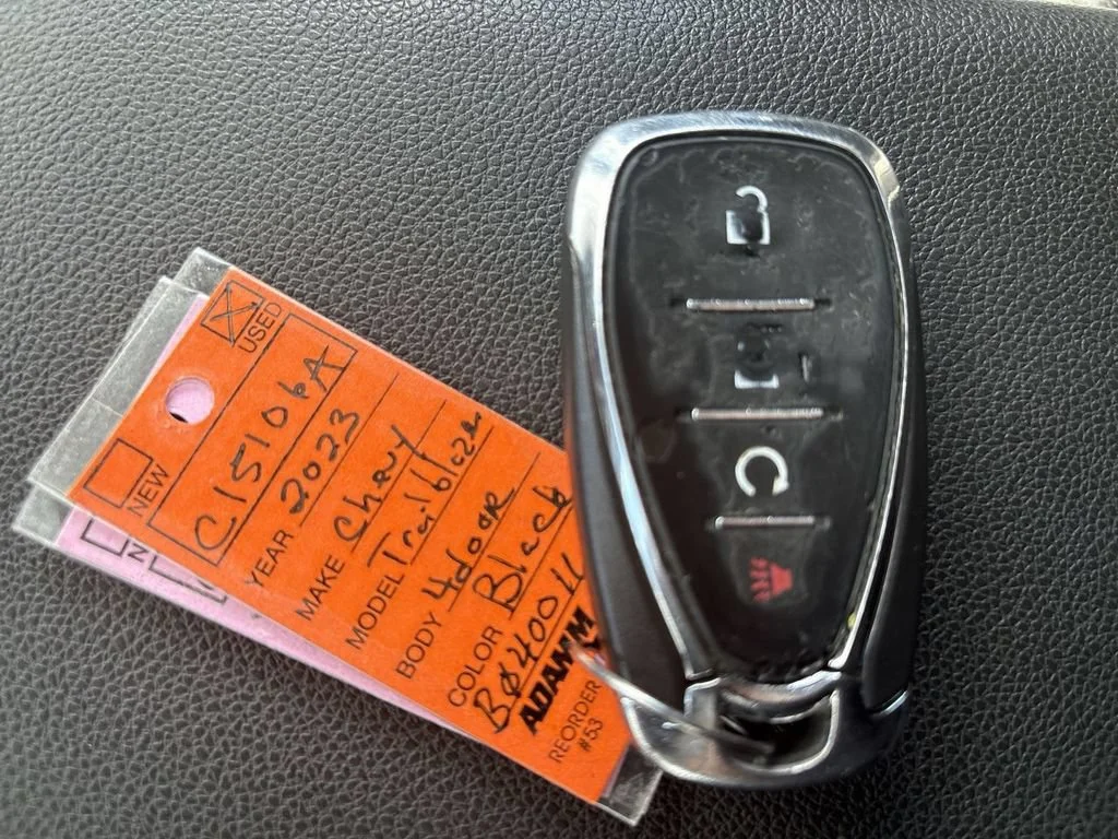 Used 2023 Mosaic Black Metallic Chevrolet LT image 17