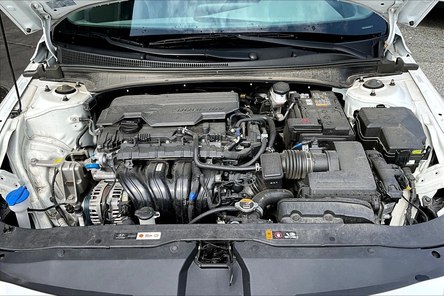 Certified Used 2025 White Hyundai SE image 26