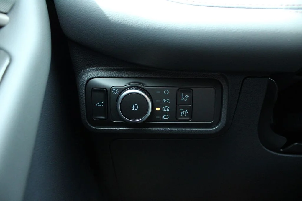 New 2026 Vapor Blue Metallic Ford Active image 37