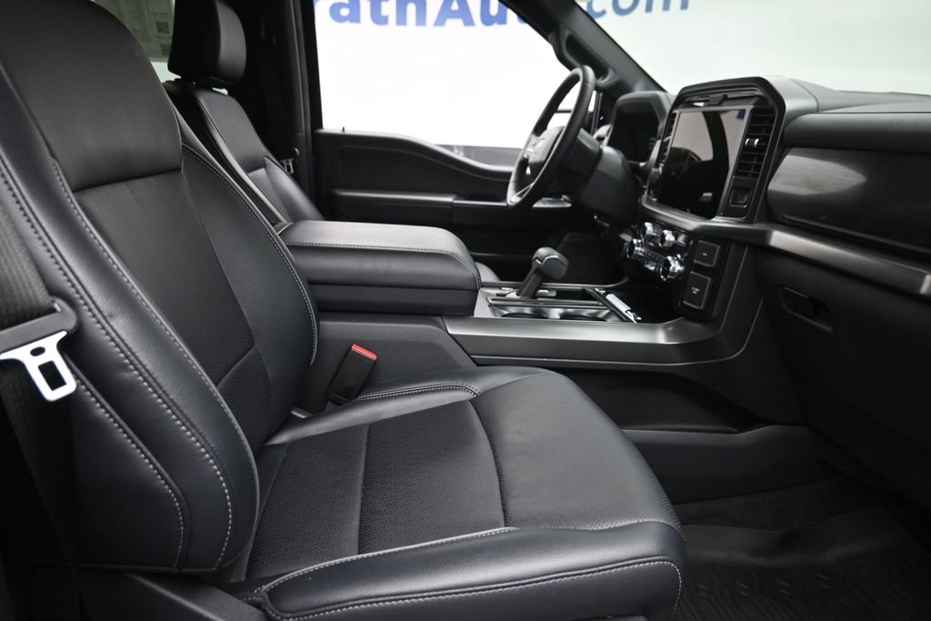 Used 2025 Black Ford Lariat image 9