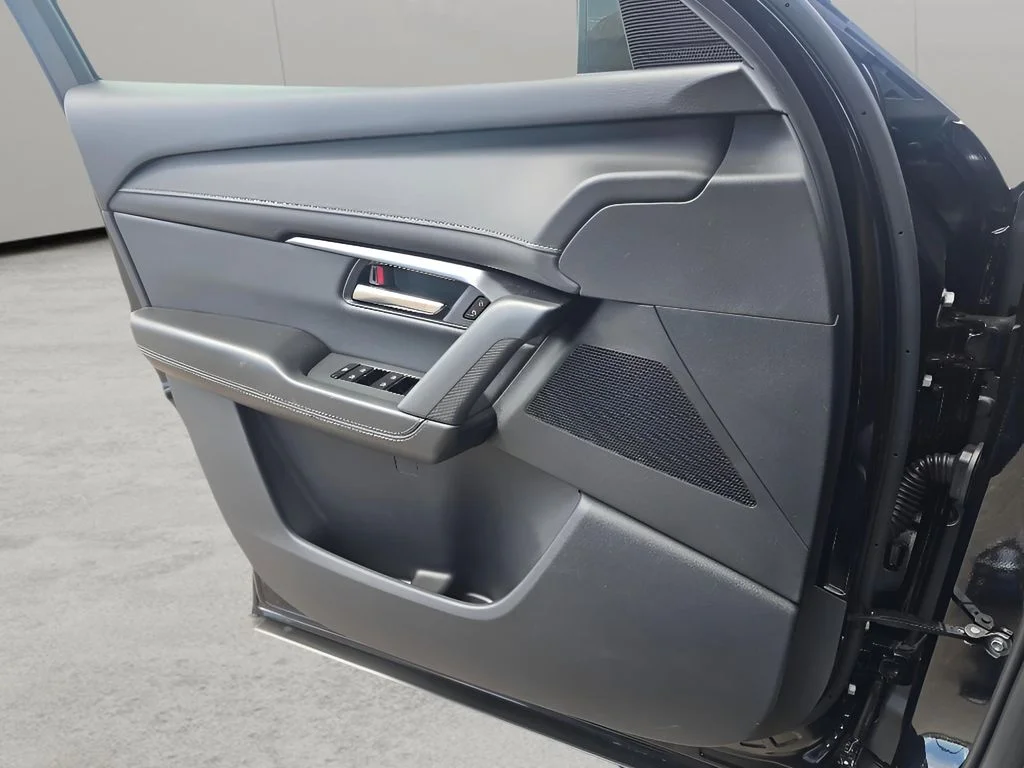 Used 2026 Jet Black Mica Mazda Preferred image 17