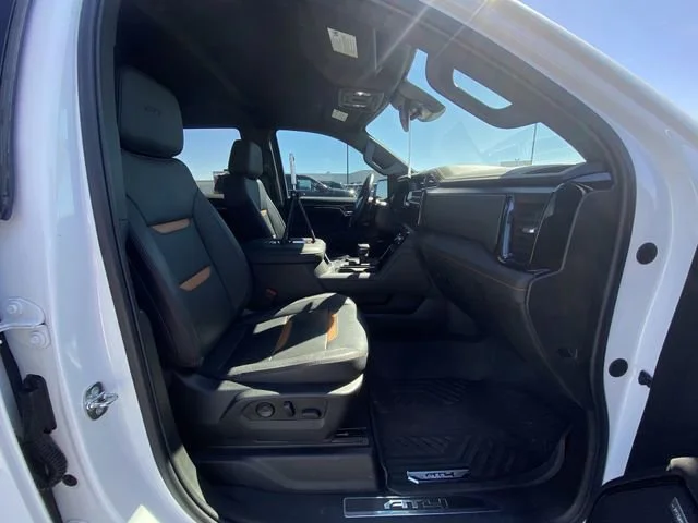 Used 2022 Summit White GMC AT4 image 25