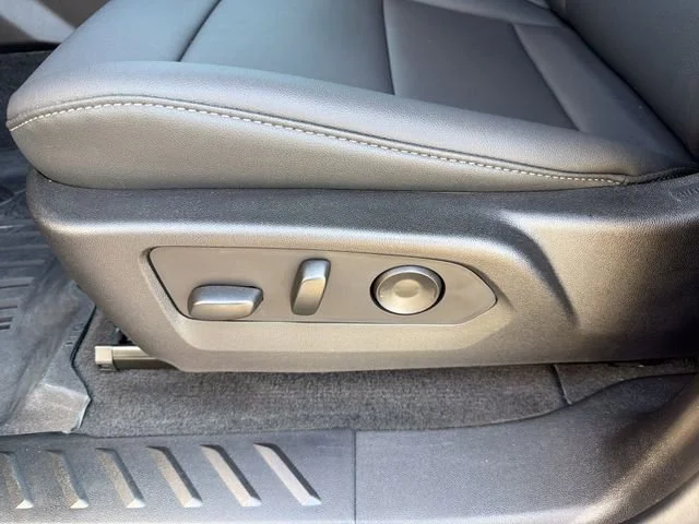 Used 2026 Sterling Gray Metallic Chevrolet LT image 20
