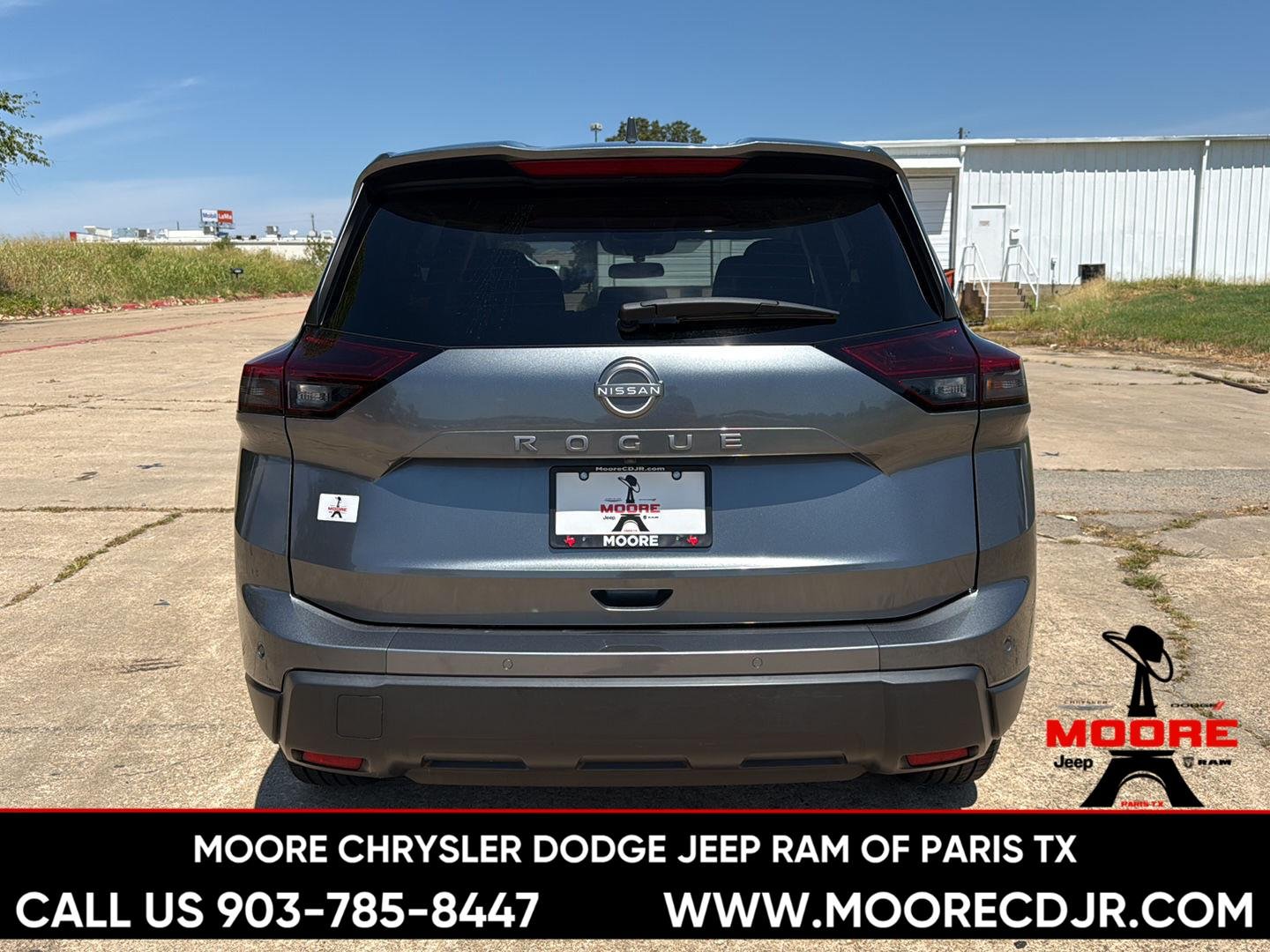 Used 2025 Gun Metallic Nissan SV image 6