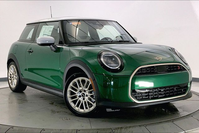 2026 MINI 2 Door Signature Plus
