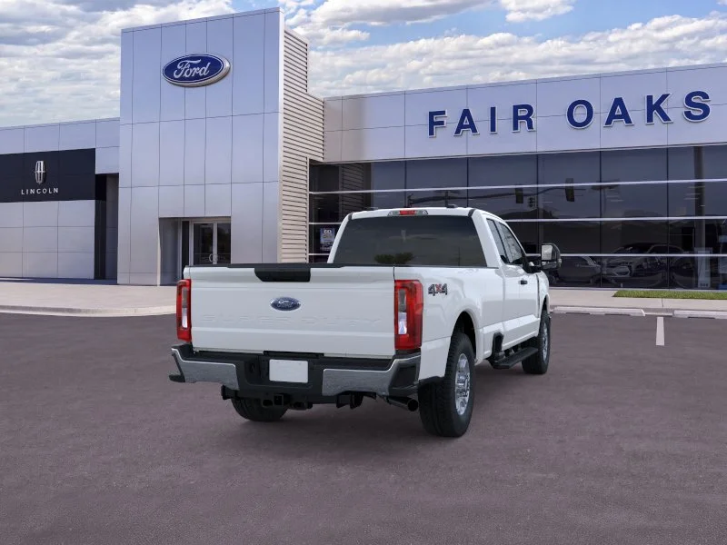New 2026 Oxford White Ford XLT image 8