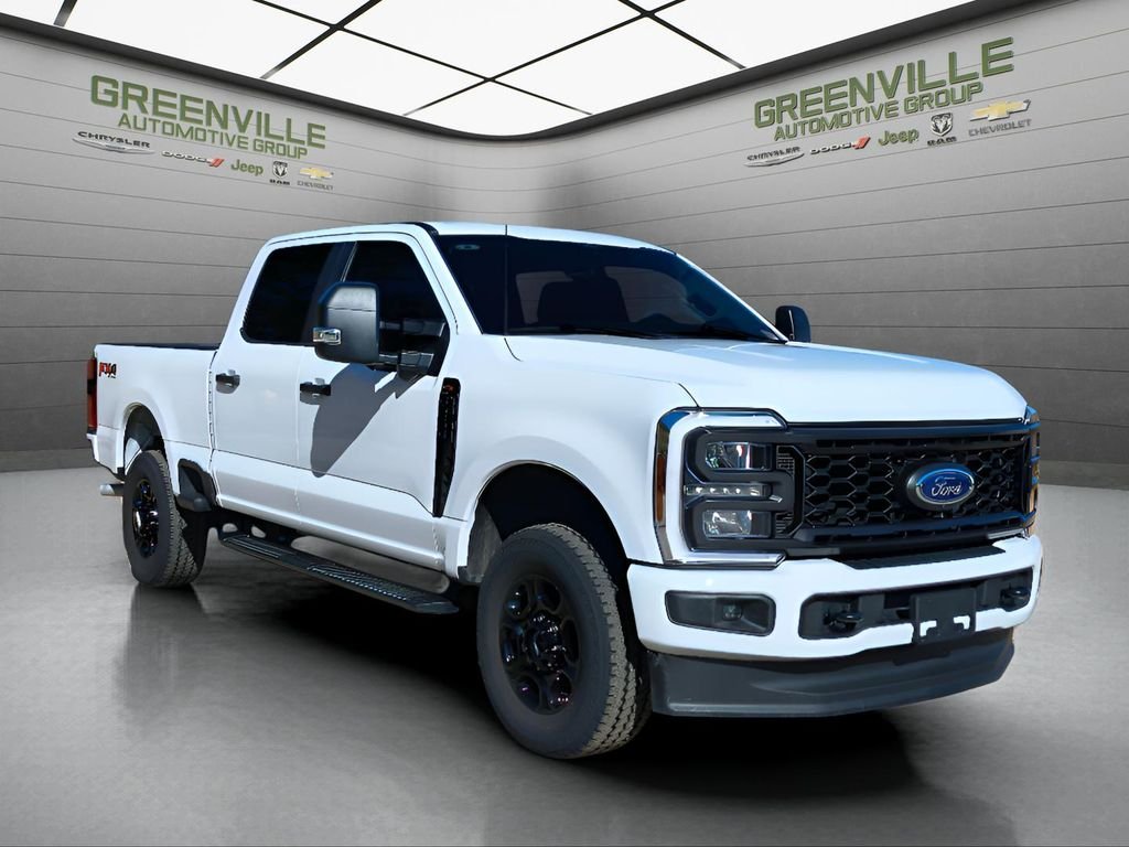 Used 2024 Oxford White Ford XL STX FX4 4X4 CREW CAB image 10