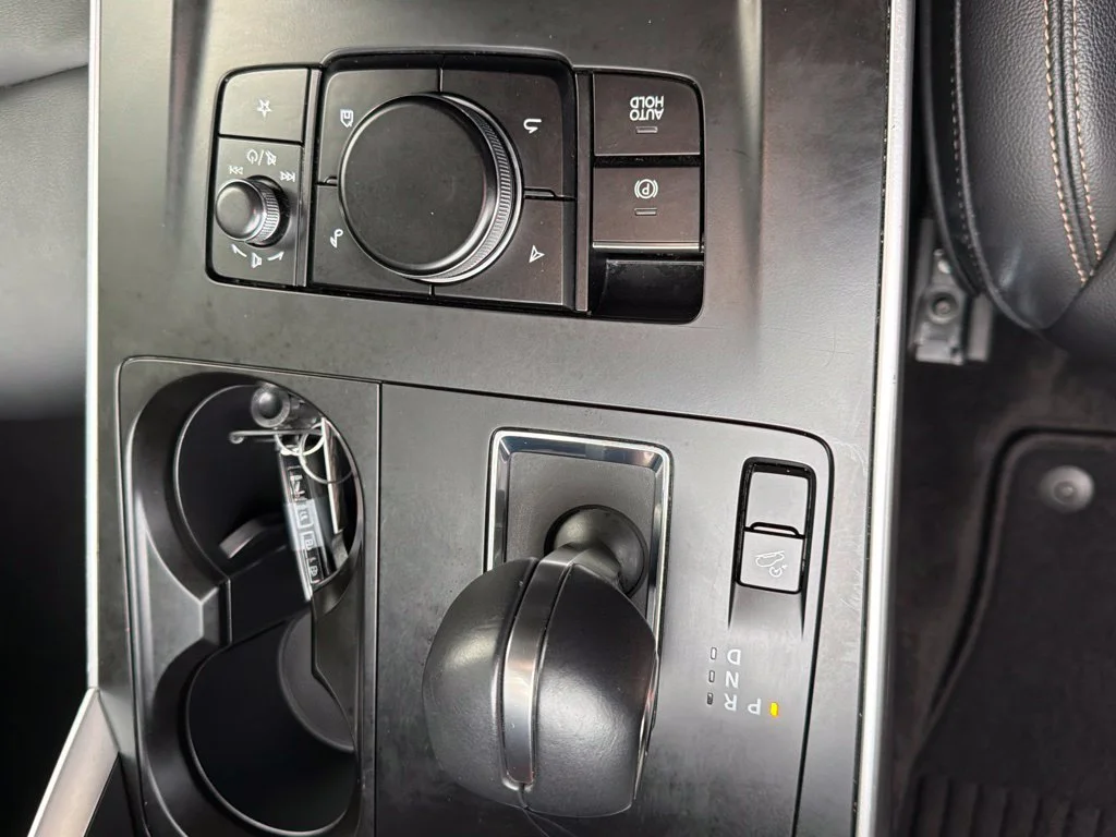 Used 2026 Black Mazda 3.3 Turbo Select image 19