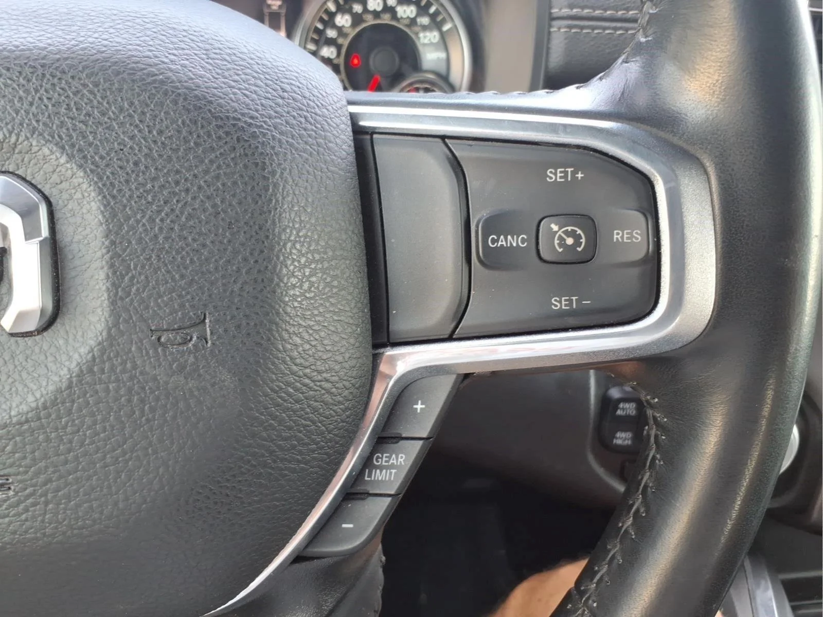 Used 2023 Diamond Black Crystal Pearlcoat Ram Laramie image 22