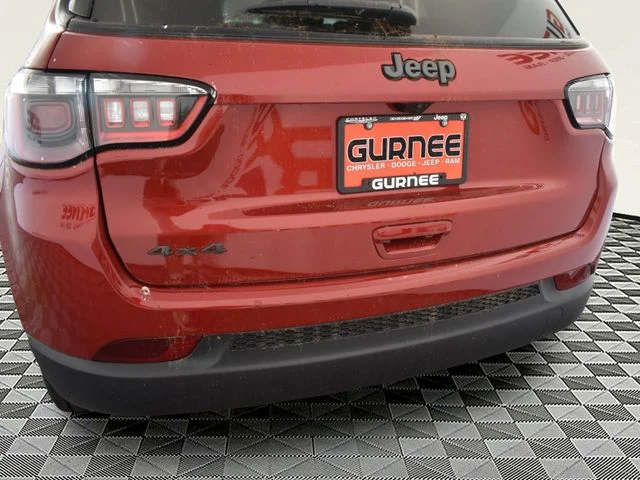 New 2026 Red Hot Pearlcoat Jeep Latitude image 2