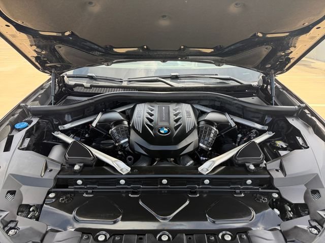 Used 2023 Black BMW M50i image 19