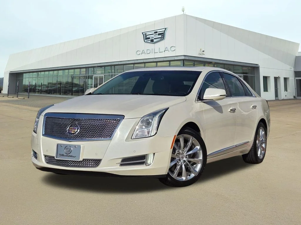 2013 Cadillac XTS 3.6L FWD Premium Collection's photo