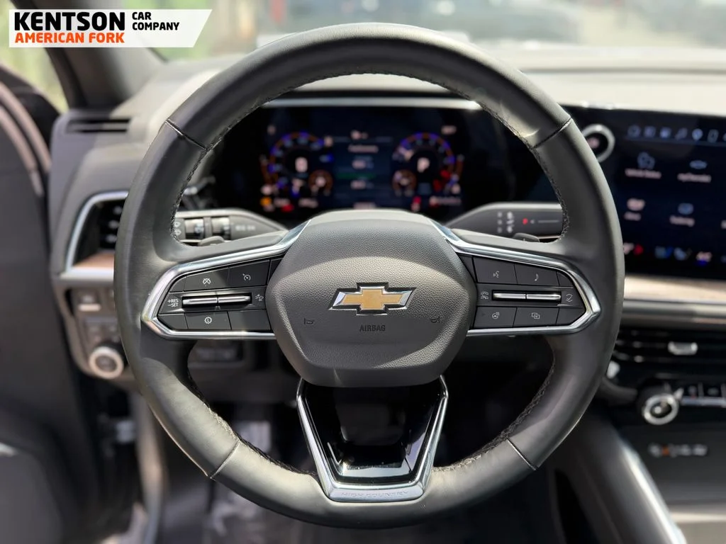 2025 Chevrolet Suburban High Country - Photo 14