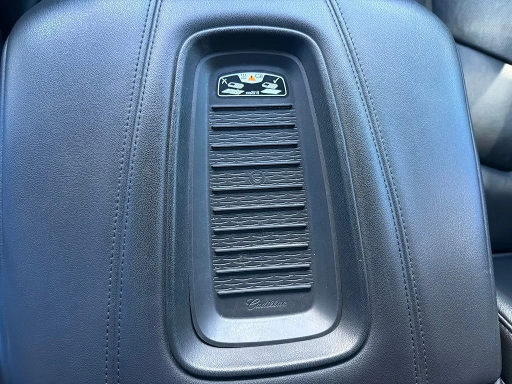 Used 2019 Gray Cadillac Luxury image 35
