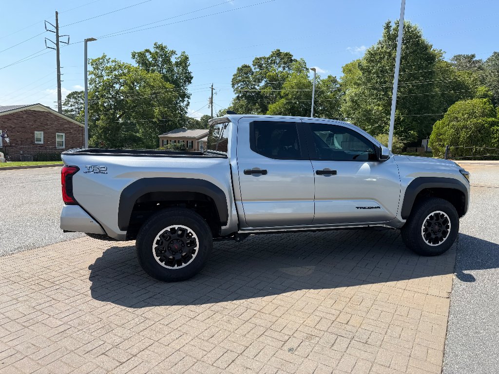 Used 2024 Silver Toyota SR5 image 10