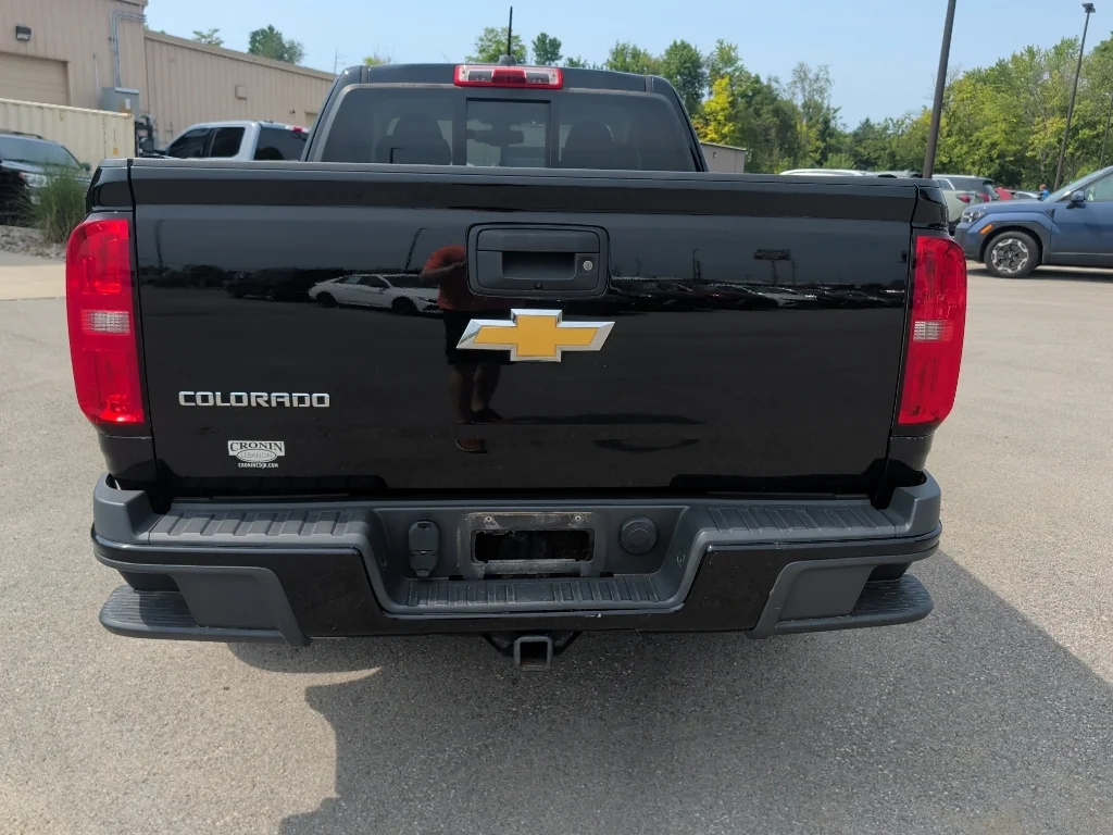 Used 2016 Black Chevrolet 4WD Z71 image 8