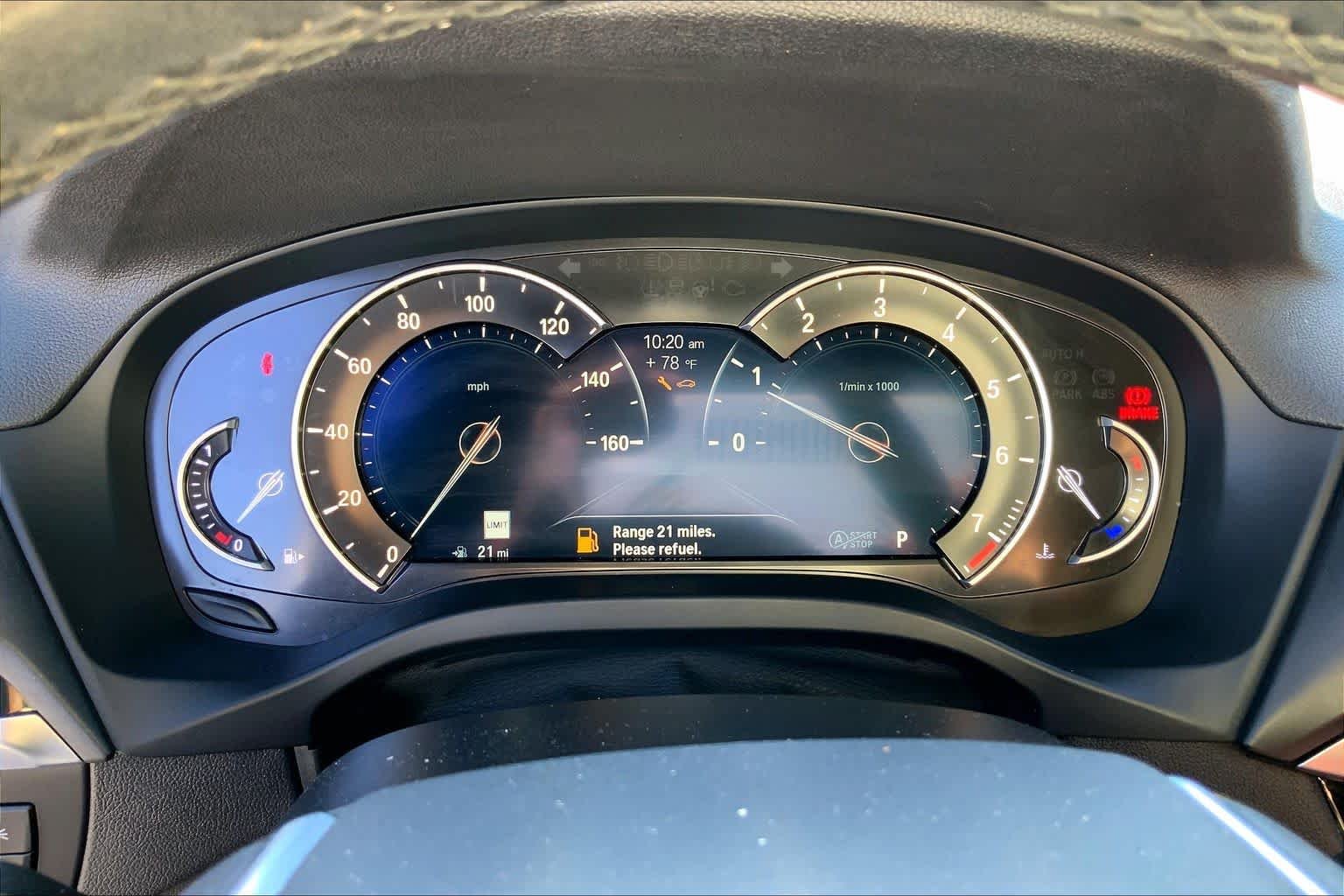 Used 2019 Mineral White Metallic BMW xDrive30i image 25