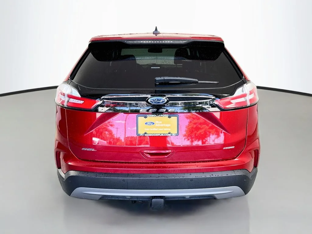 Used 2023 Rapid Red Metallic Tinted Clearcoat Ford SEL image 9