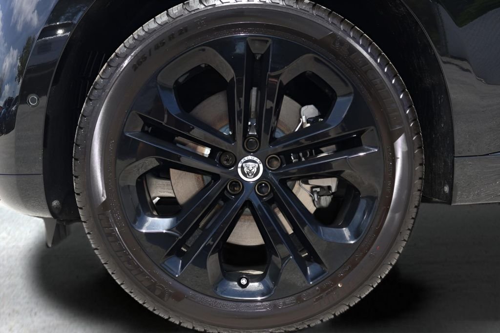 2026 Jaguar F-Pace R-Dynamic S - Photo 28