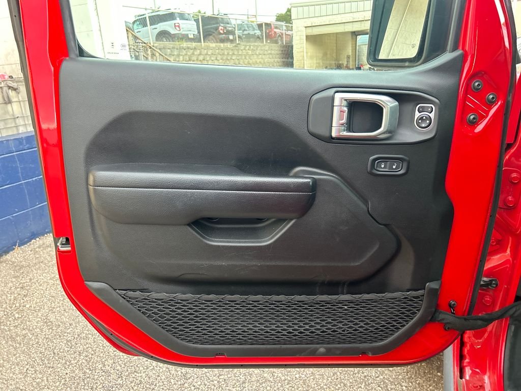 Used 2024 Red Jeep Rubicon 4xe image 9